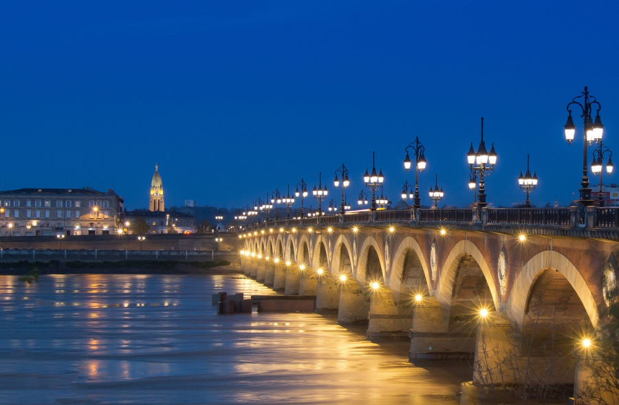 Où partir en voyage pour une nuit incroyable autour de Bordeaux ?